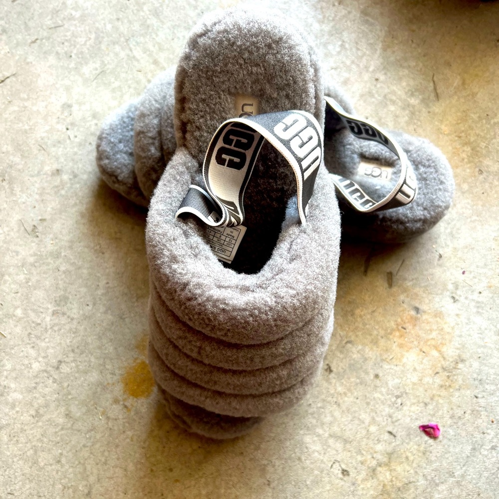 UGG Slide // Slippers | Size 10| Fluff Yeah - grey